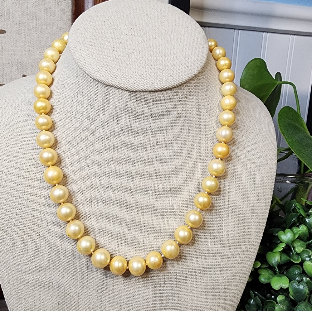 Golden fresh water pearl Chocker necklace